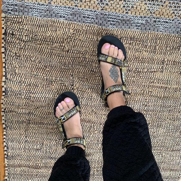 Teva Shoes - TEVA Original Universal Sandals